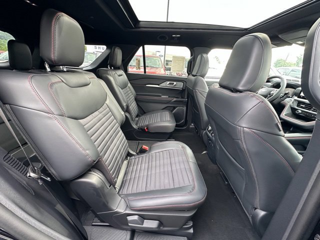 New 2026 Ford Explorer ST-Line w/ ST-Line Street Pack AWD/4WD image 27