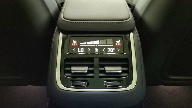 New 2026 Volvo XC90 T8 Ultra w/ Protection Package AWD/4WD image 33