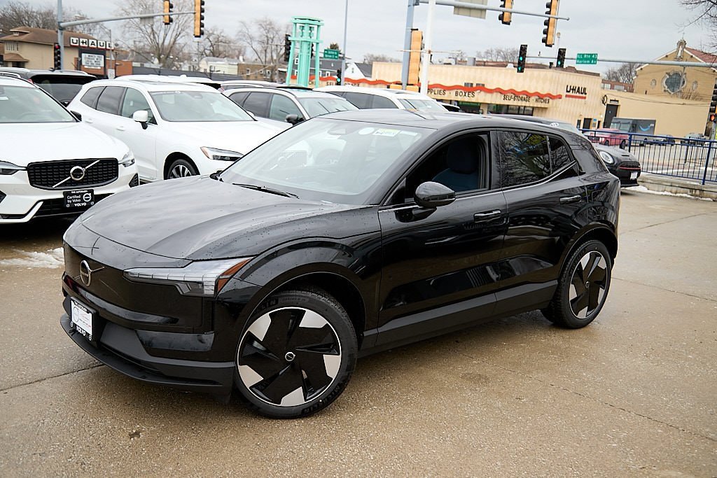 New 2026 Volvo EX30 Plus image 3