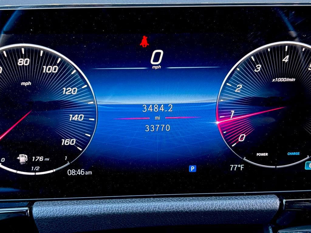 Used 2025 Mercedes-Benz GLA 250 4MATIC w/ Winter Package image 28