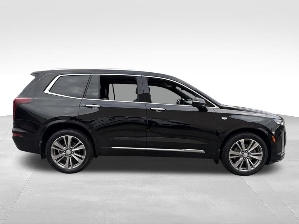Used 2022 Cadillac XT6 Premium Luxury w/ Technology Package AWD/4WD image 11