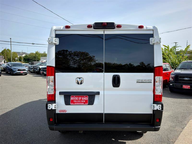 Used 2025 RAM ProMaster 2500 w/ U-Haul Equipment Group FWD image 3