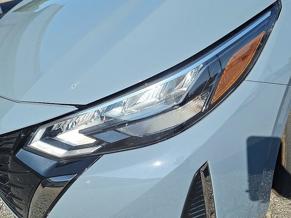 Certified 2024 Nissan Sentra SR w/ Lighting Package FWD image 26