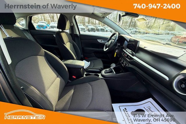 Used 2024 Kia Forte LXS image 25