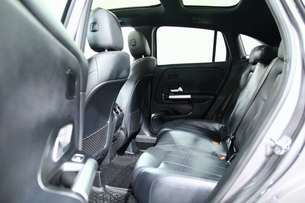 Certified 2025 Mercedes-Benz GLA 250 4MATIC image 29