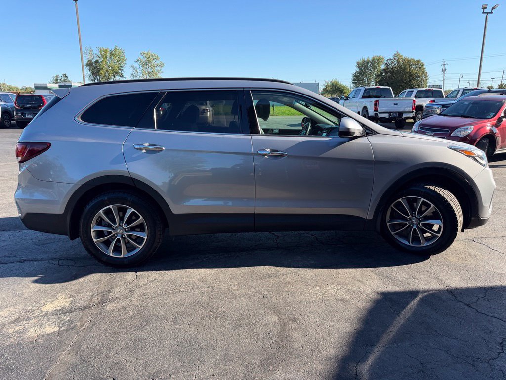 Used 2019 Hyundai Santa Fe XL SE AWD/4WD image 6