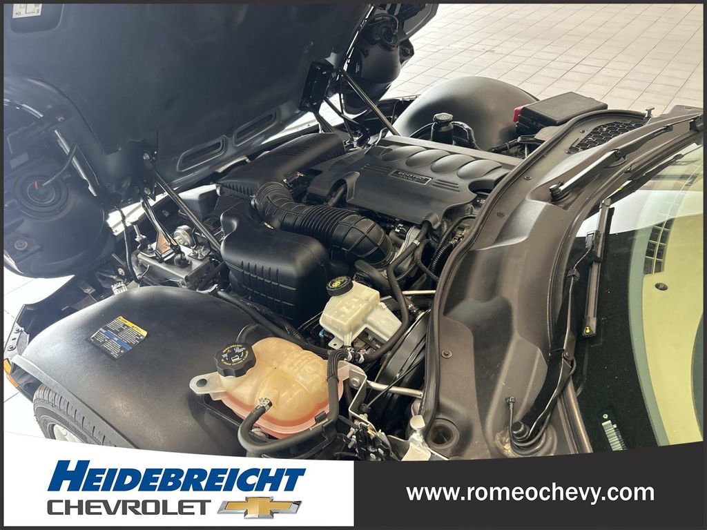 Used 2006 Pontiac Solstice Convertible w/ Premium Package RWD image 9
