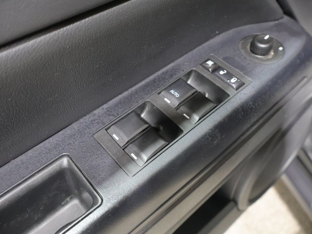 Used 2016 Jeep Patriot High Altitude AWD/4WD image 14