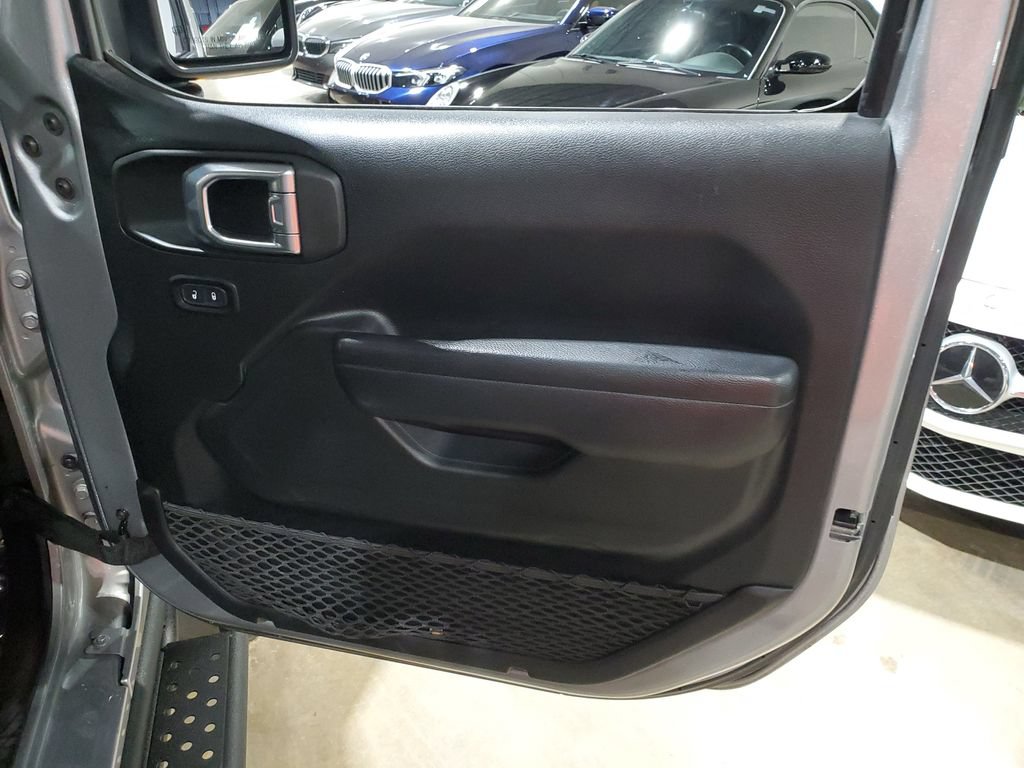 Used 2021 Jeep Wrangler Unlimited Sport AWD/4WD image 17