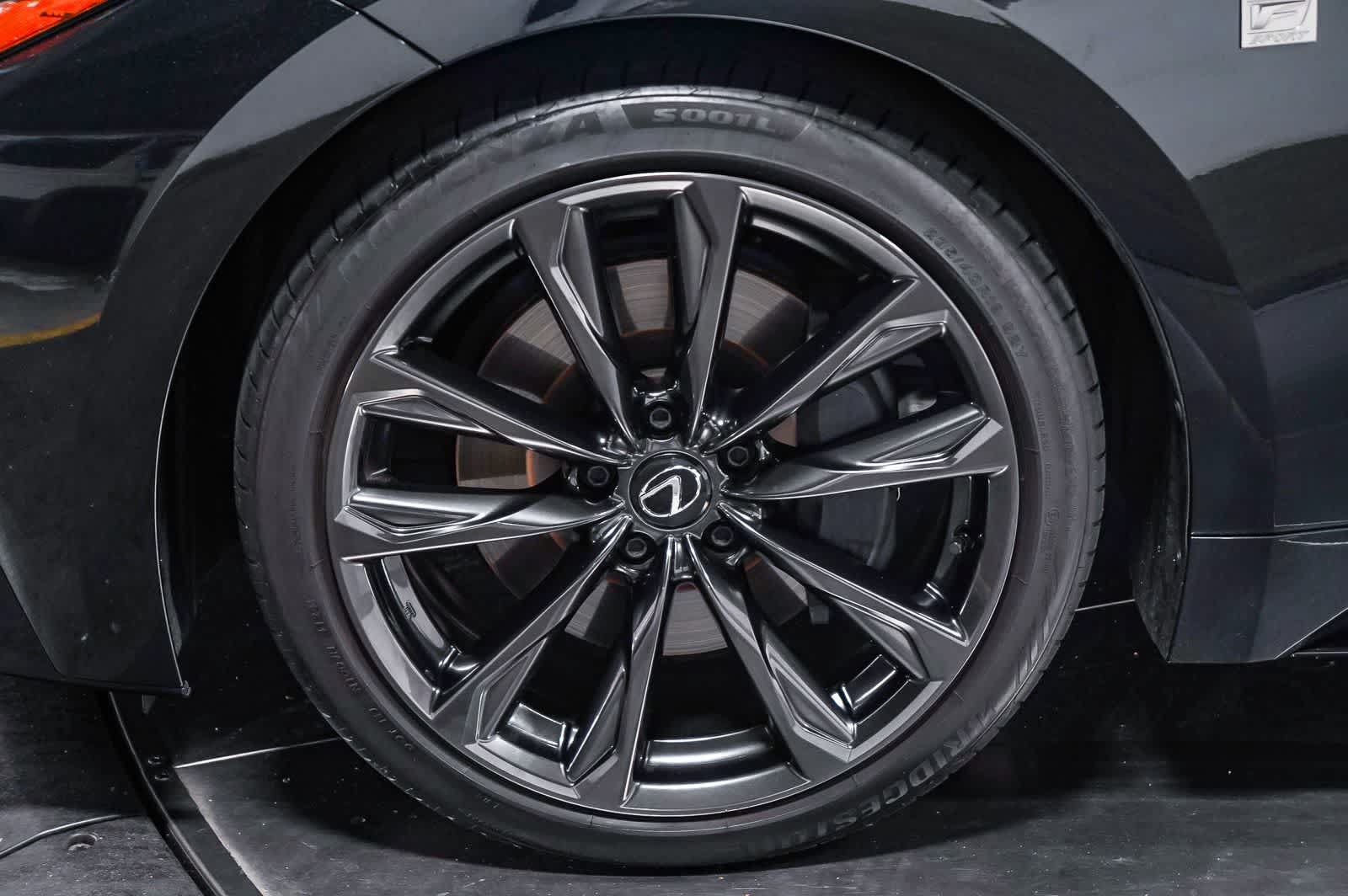Used 2025 Lexus IS 300 F Sport RWD image 11