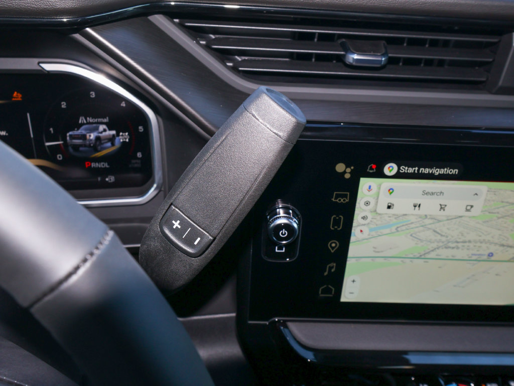 New 2026 GMC Sierra 2500 AT4 w/ AT4 Premium Plus Package AWD/4WD image 28