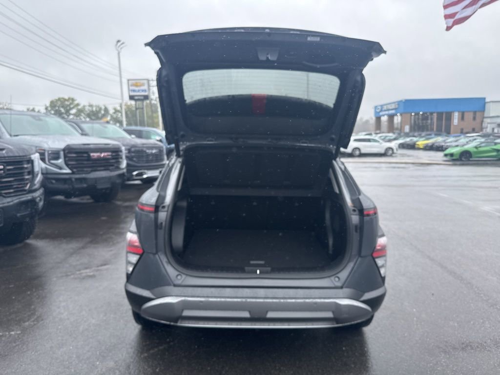 Used 2024 Hyundai Kona Limited image 31