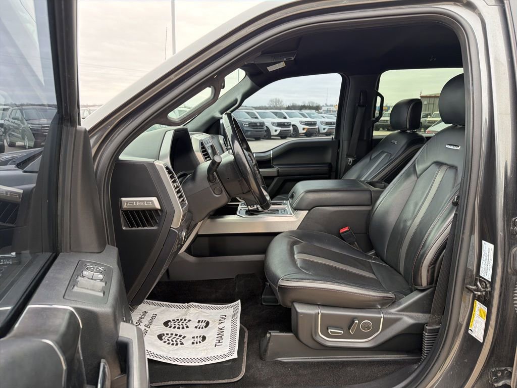 Used 2018 Ford F150 Platinum w/ Equipment Group 701A Luxury image 14