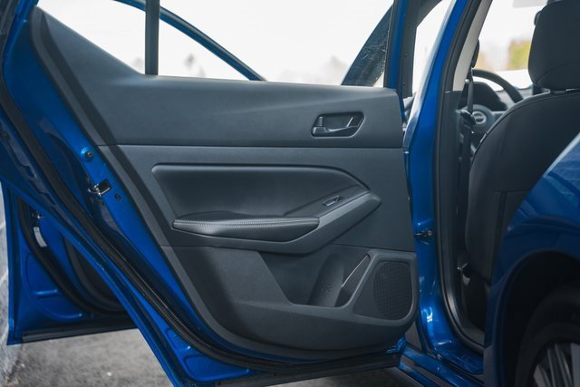 Used 2025 Nissan Altima 2.5 SV image 36