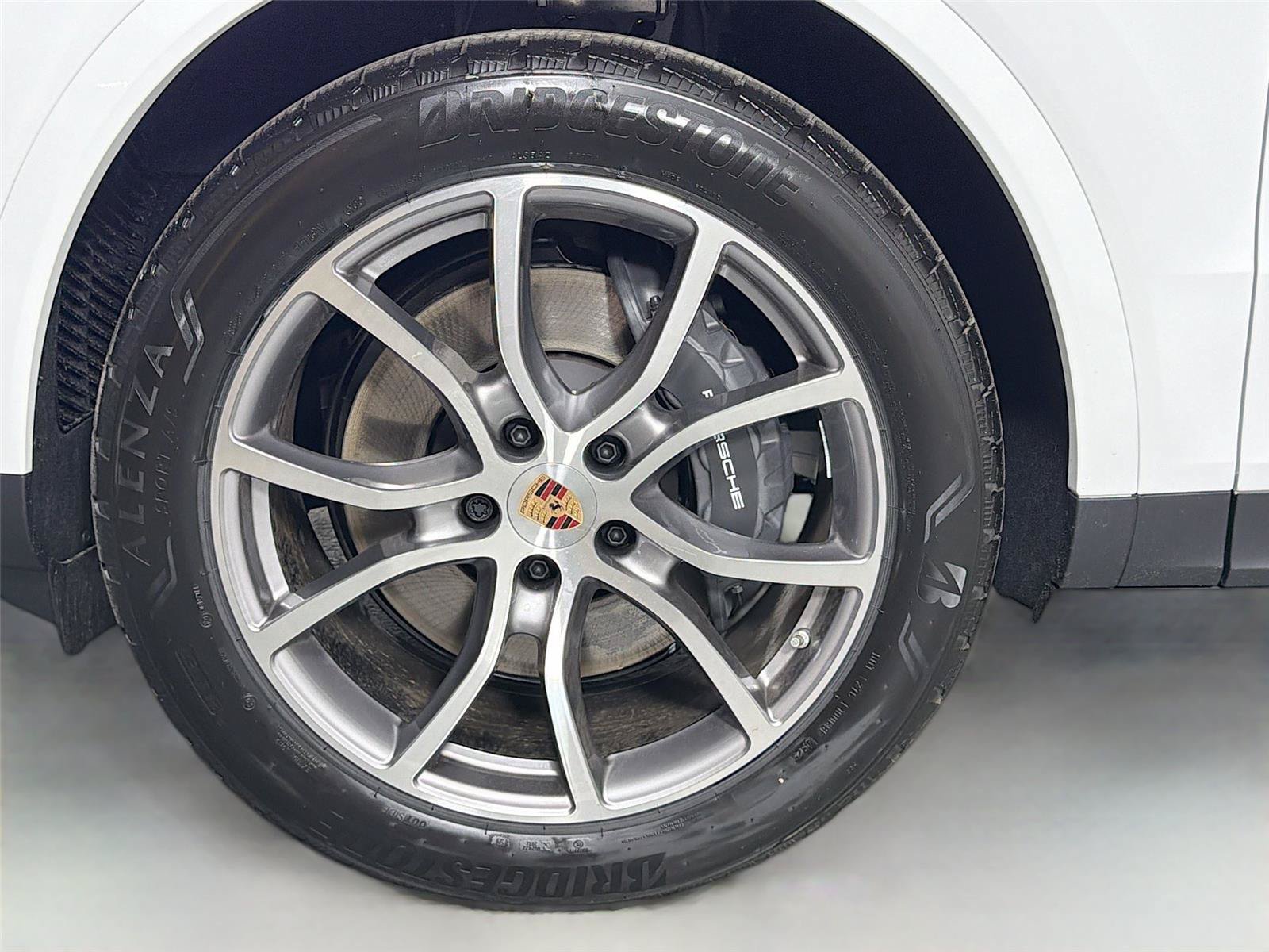 Certified 2026 Porsche Cayenne AWD/4WD image 11