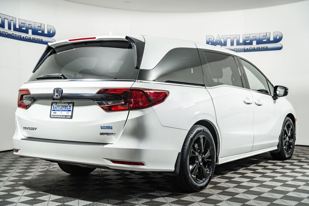 Used 2023 Honda Odyssey Sport image 11