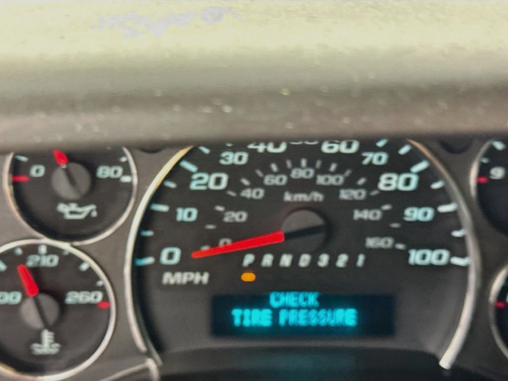 Used 2008 Chevrolet Express 3500 Extended Passenger RWD image 14