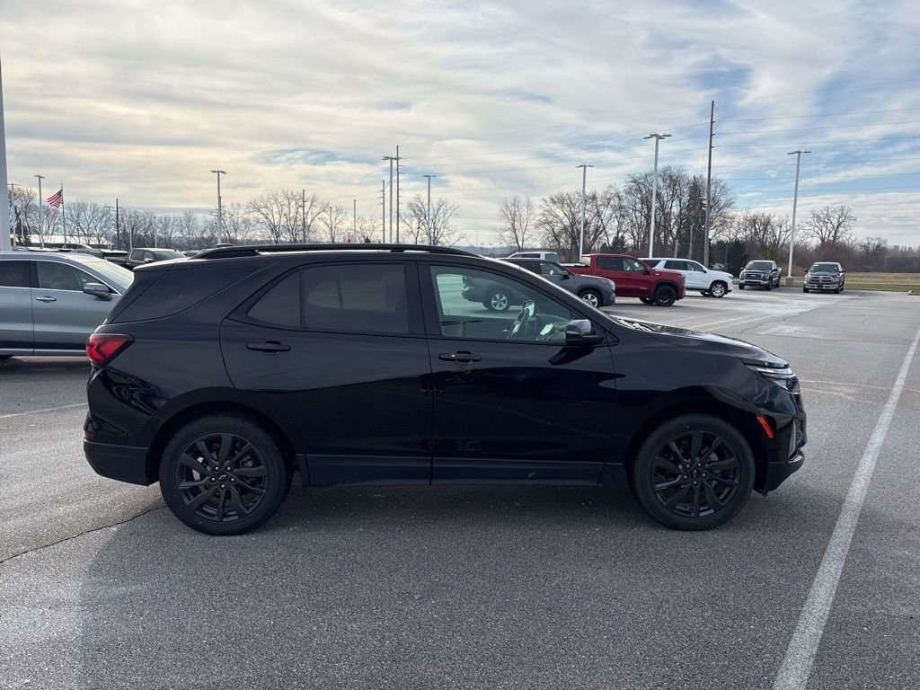 Certified 2023 Chevrolet Equinox RS w/ RS Leather Package image 4