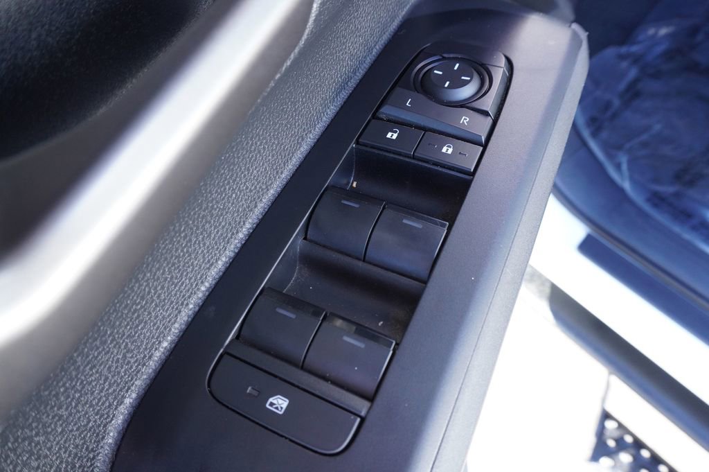 Used 2024 Toyota Tacoma TRD Sport image 18