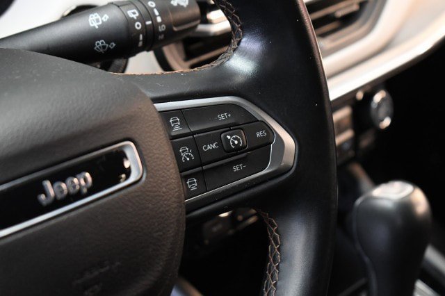 Used 2022 Jeep Compass Limited AWD/4WD image 28