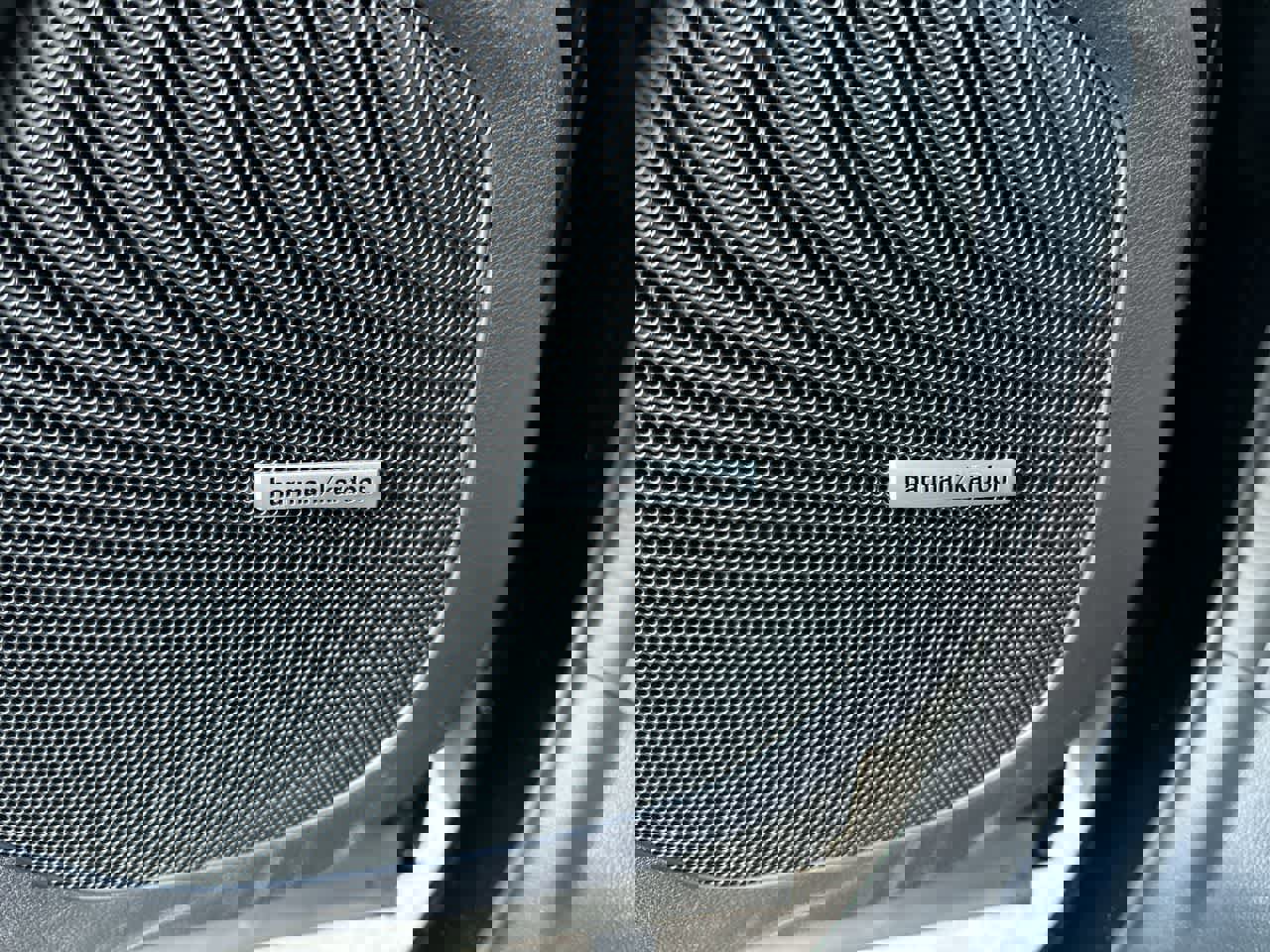 Certified 2025 Subaru Ascent Limited image 32