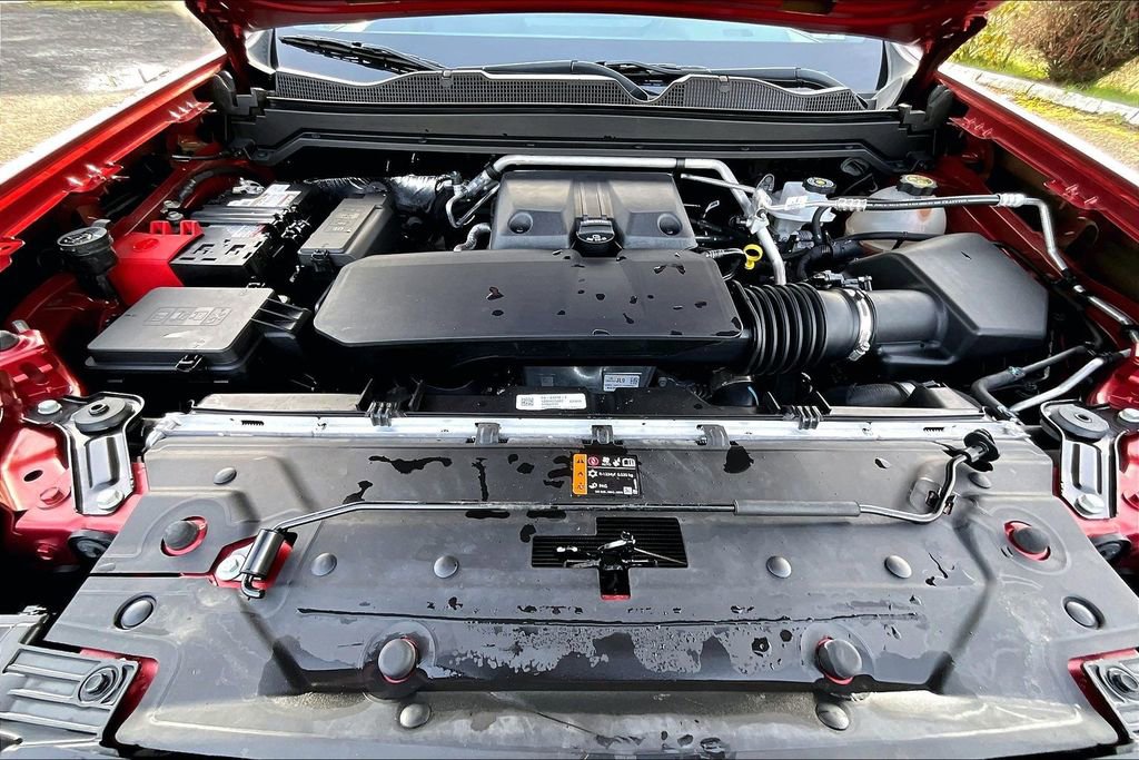 Used 2023 Chevrolet Colorado Trail Boss image 30