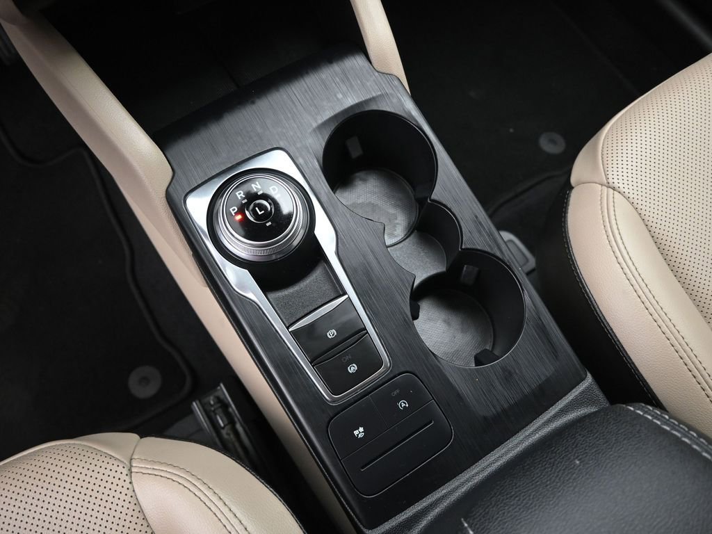 Certified 2020 Ford Escape SEL image 21