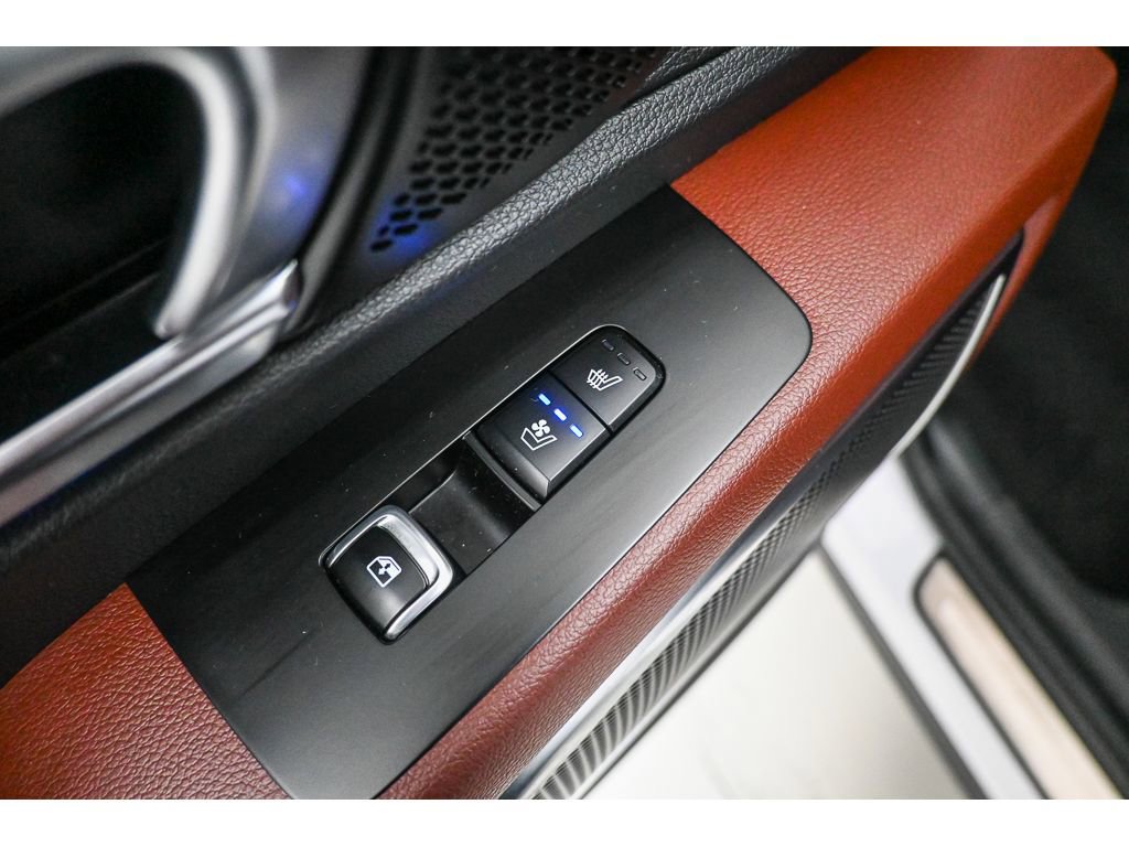 Used 2024 Kia Telluride SX Prestige image 28