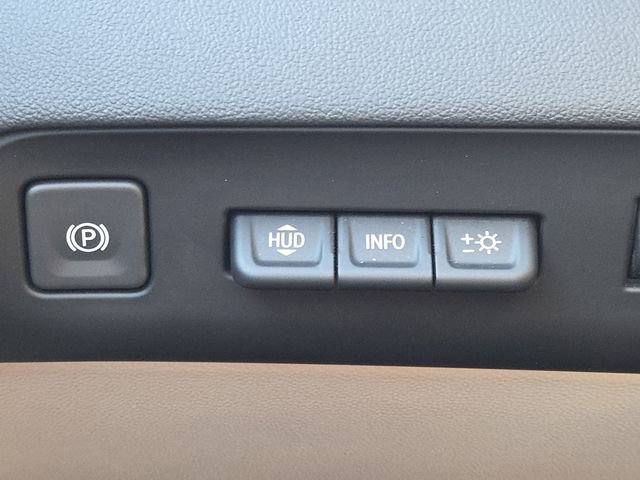 Used 2022 Buick Enclave Premium w/ Experience Buick Package image 13