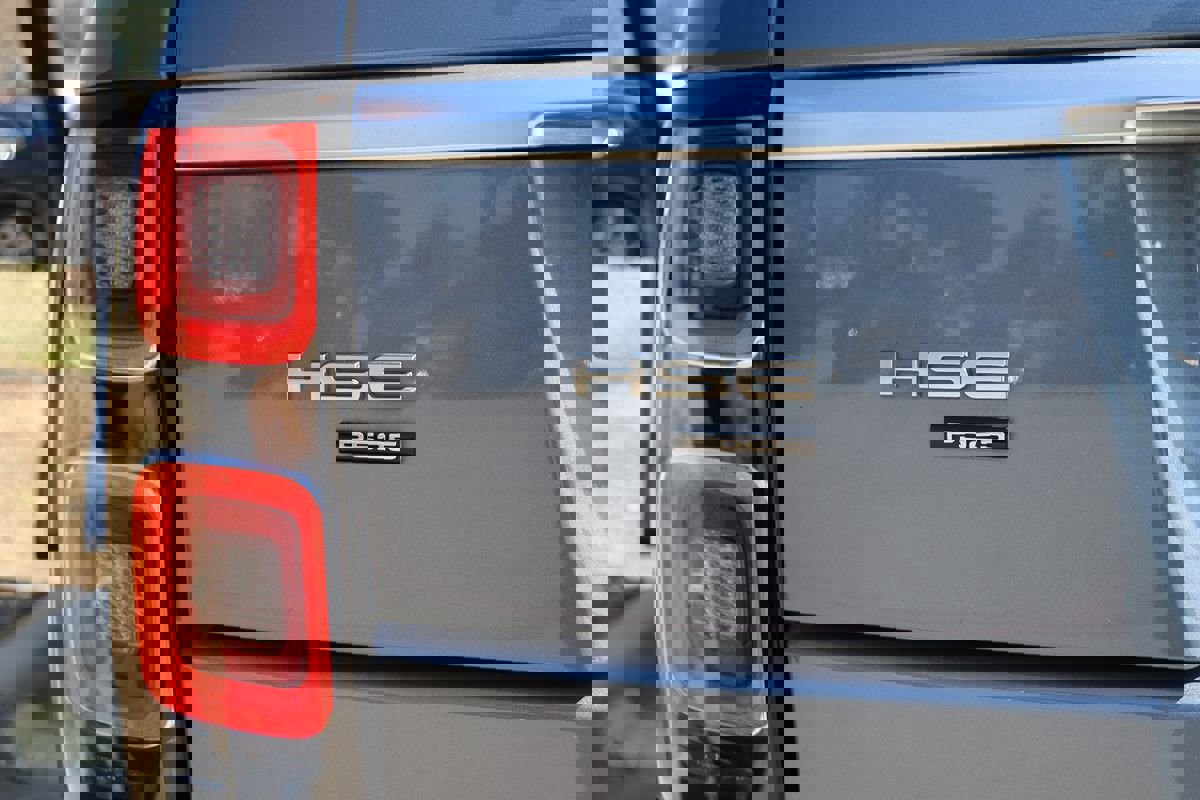 Used 2021 Land Rover Range Rover P525 Westminster Edition LWB image 12