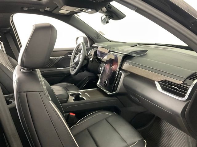 Used 2024 GMC Acadia Denali w/ LPO, Floor Liner Package image 32