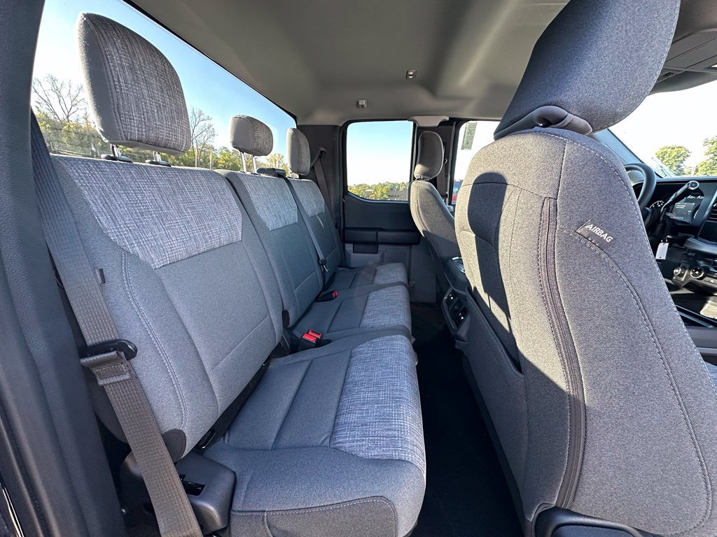 New 2027 Ford F250 XLT w/ F-250 >10K GVWR Package AWD/4WD image 24