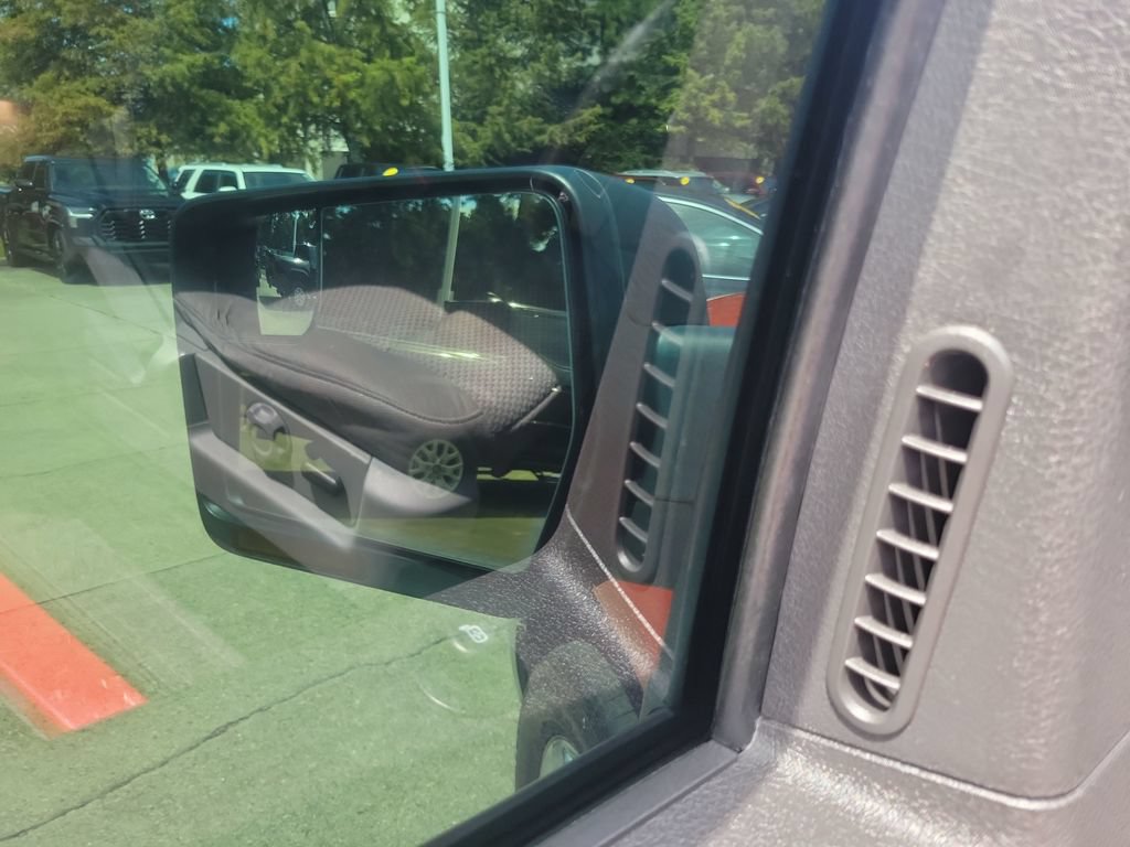 Used 2013 Ford F150 XLT w/ XLT Chrome Pkg RWD image 12