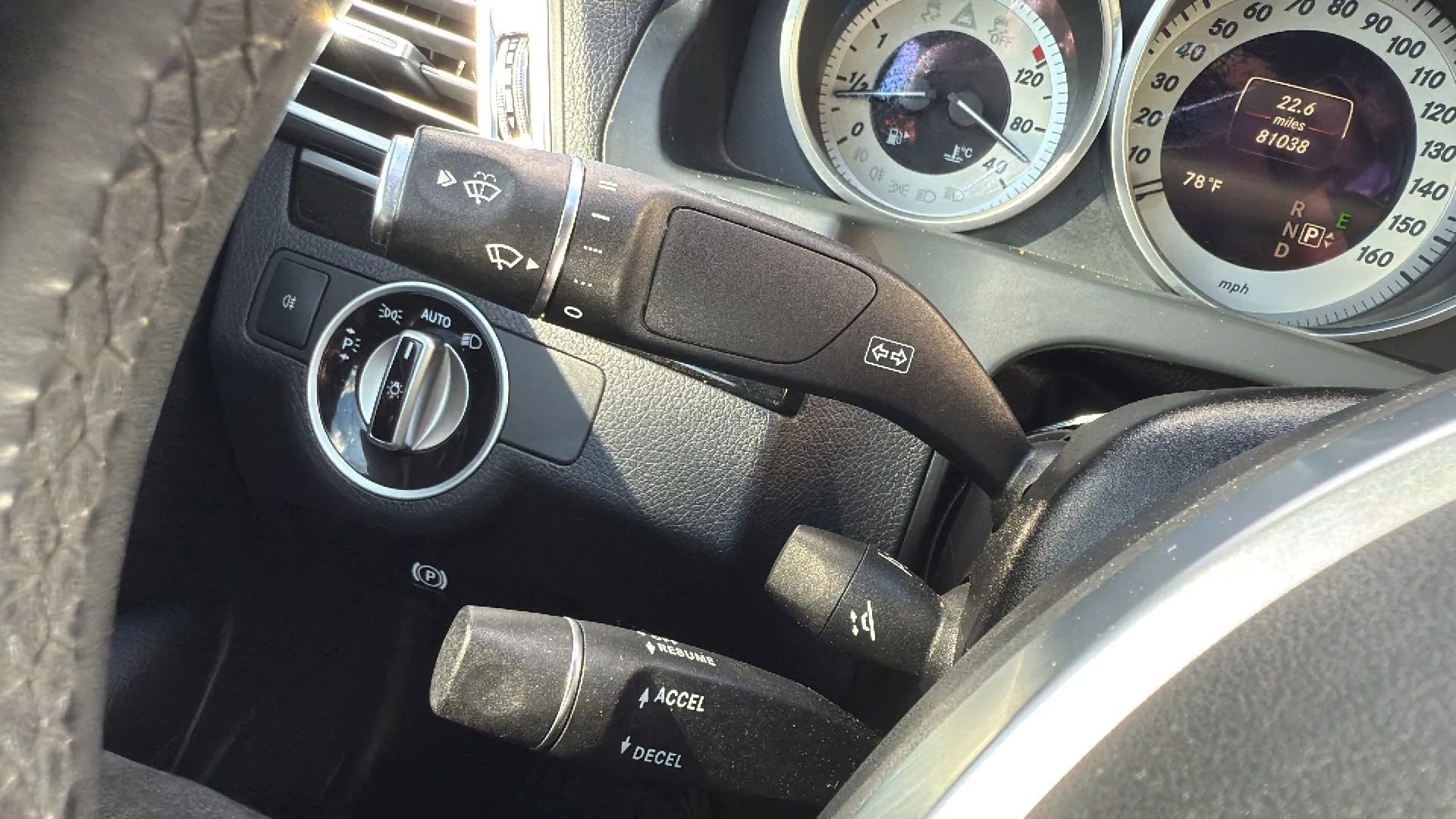 Used 2015 Mercedes-Benz E 400 4MATIC Coupe image 13