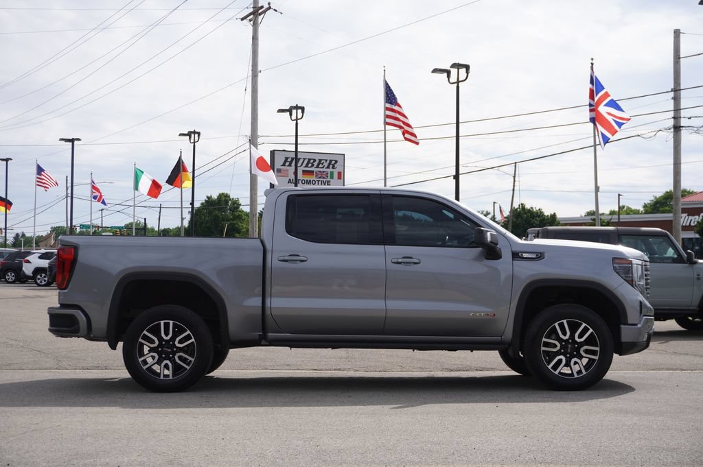 Used 2024 GMC Sierra 1500 AT4 w/ Technology Package AWD/4WD image 8