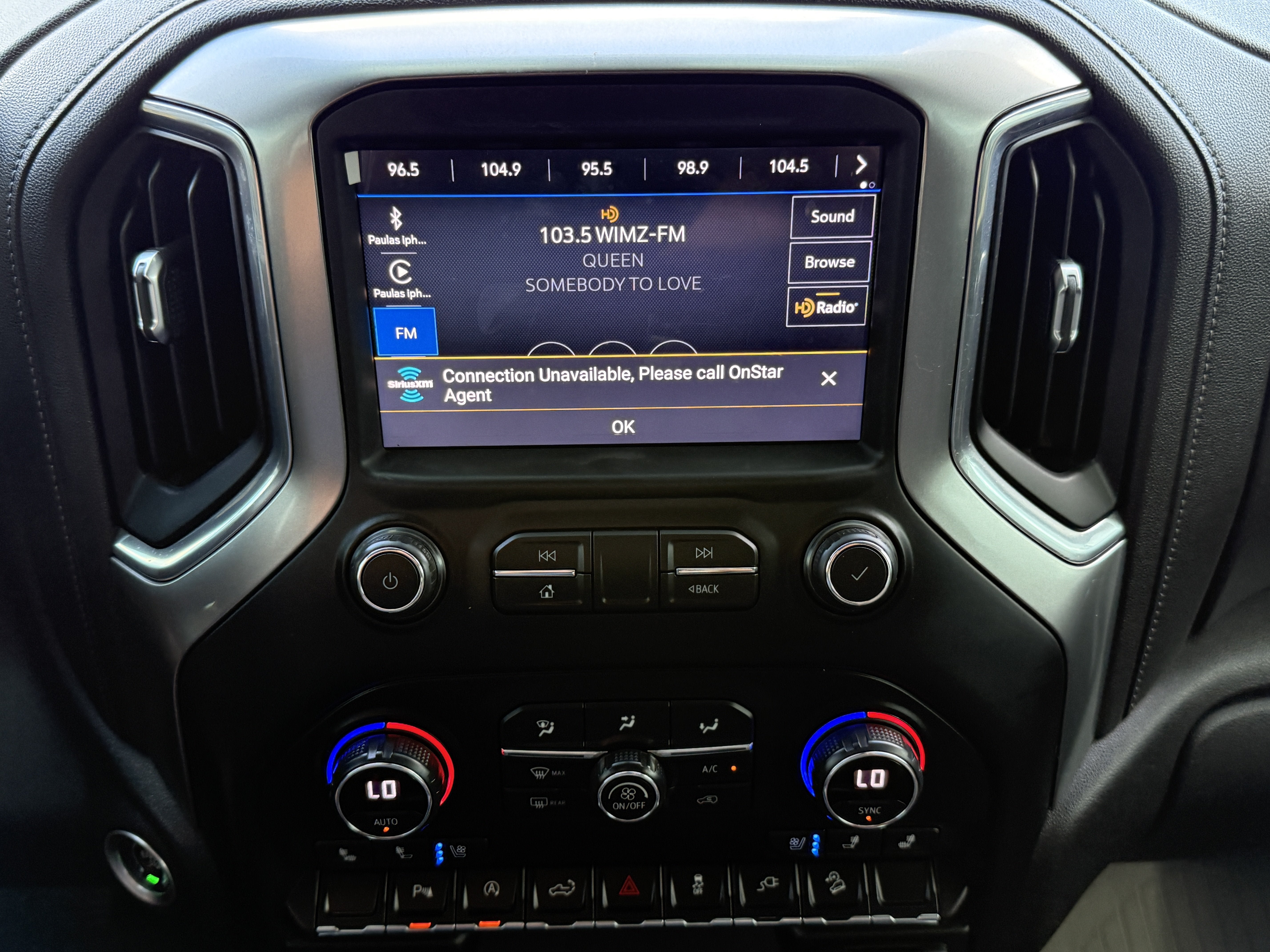 Used 2021 Chevrolet Silverado 1500 LTZ AWD/4WD image 30