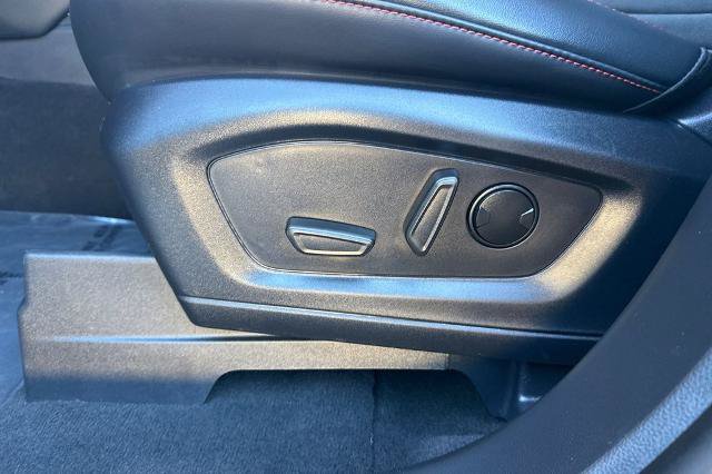 Used 2025 Ford Explorer ST-Line RWD image 18