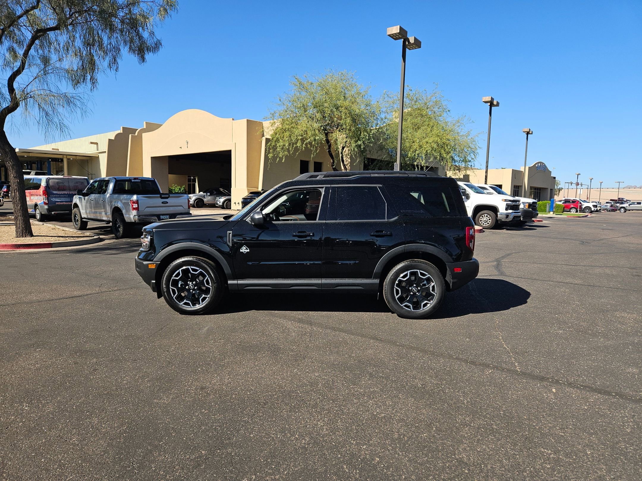 New 2025 Ford Bronco Sport Outer Banks image 6