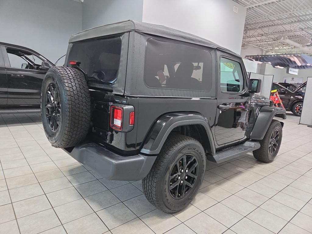 Used 2023 Jeep Wrangler Sport AWD/4WD image 7