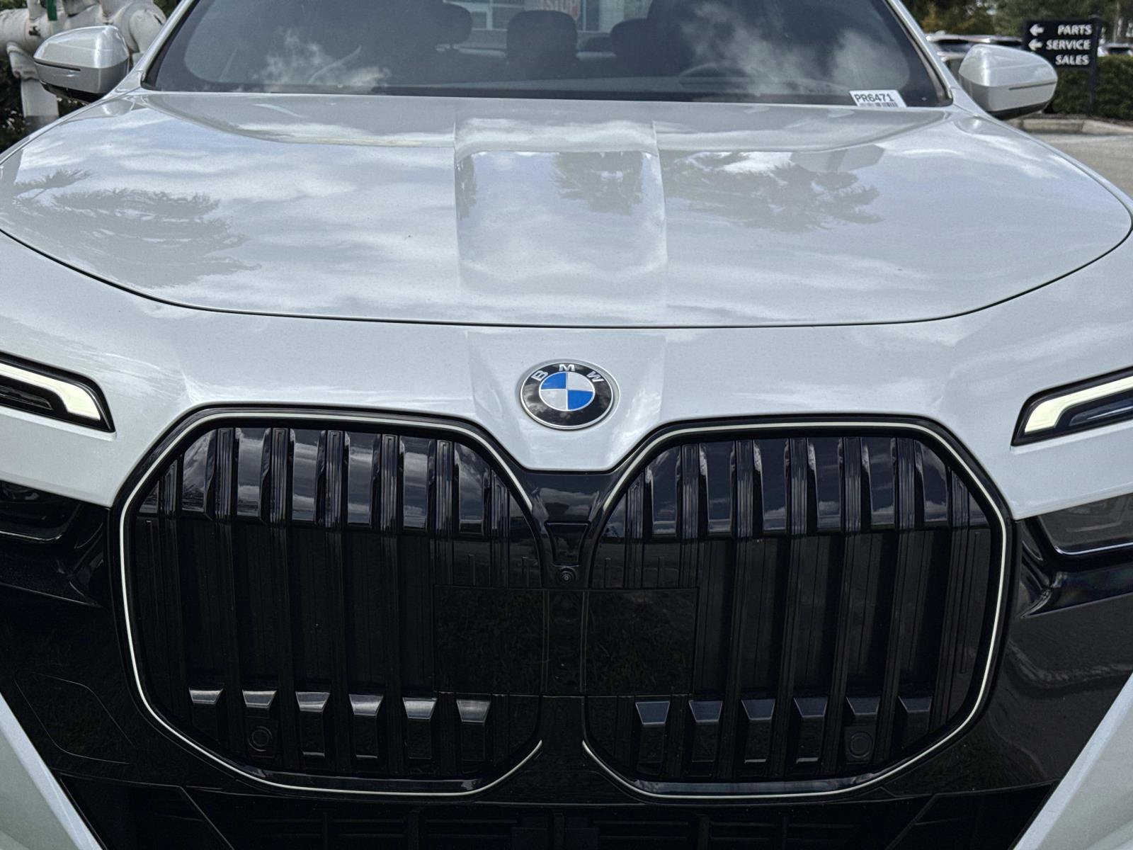 Used 2026 BMW 740i xDrive AWD/4WD image 7