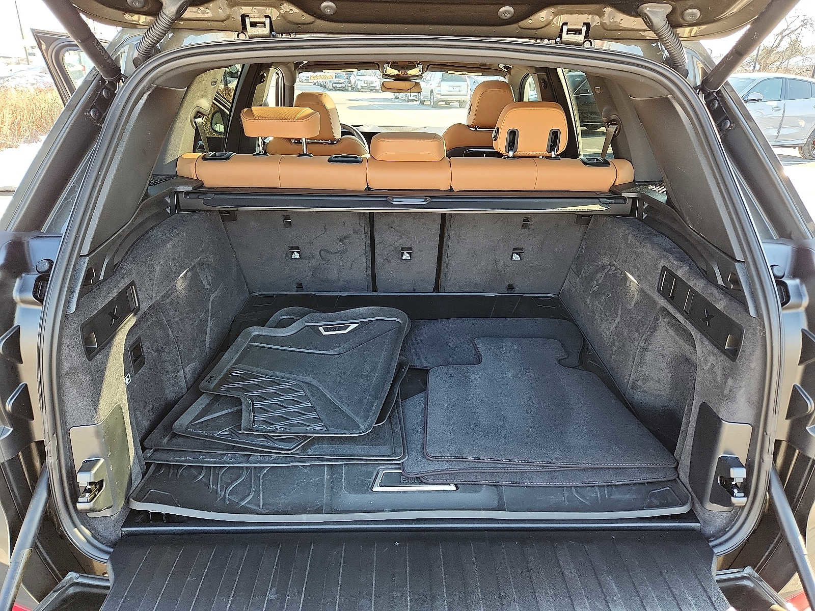 Used 2026 BMW X5 xDrive40i w/ Premium Package image 27