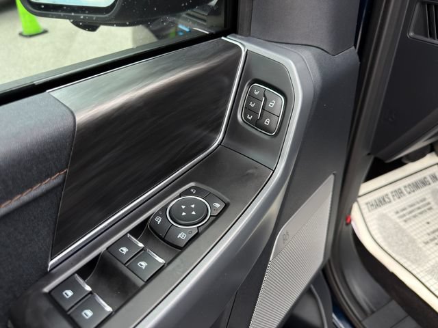 Used 2024 Ford F150 Lightning Lariat AWD/4WD image 25