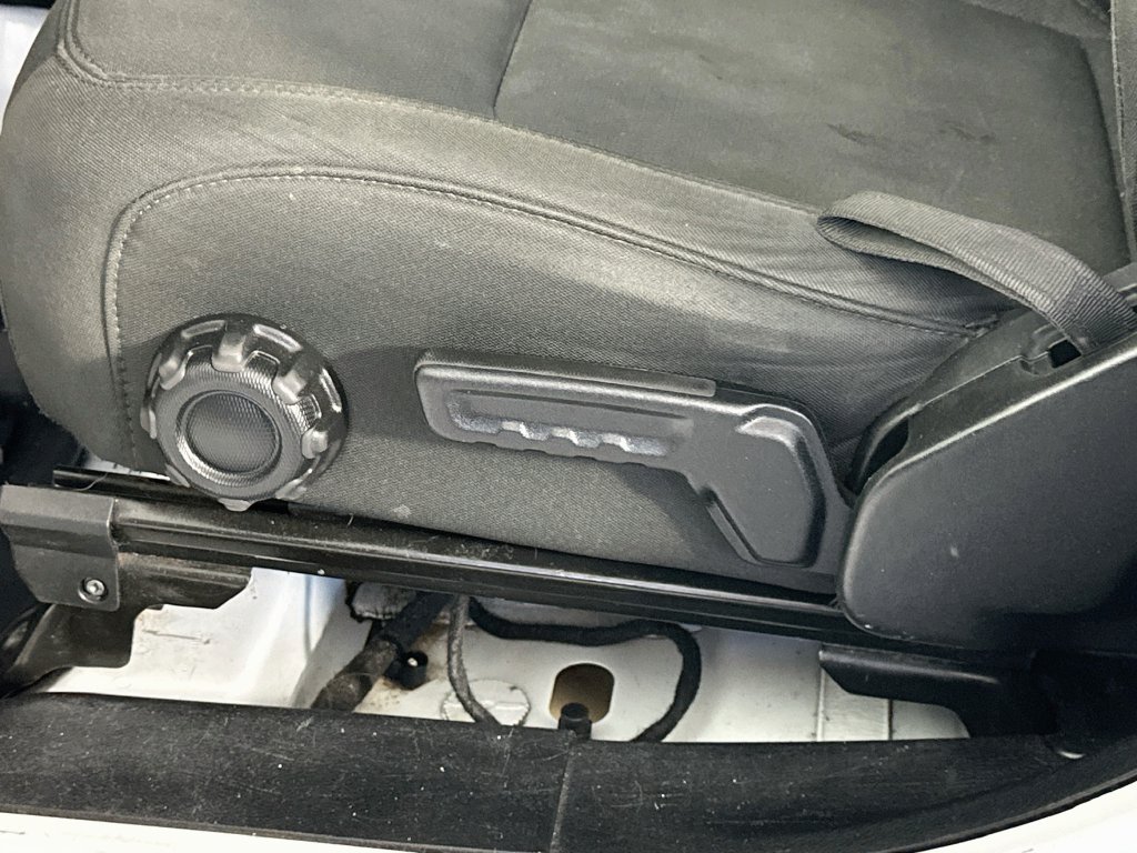 Used 2020 Jeep Wrangler Sport AWD/4WD image 21