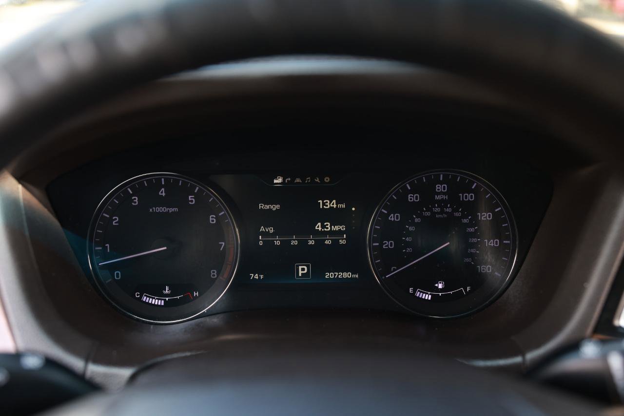 Used 2015 Hyundai Genesis 3.8 w/ Option Group 04 image 31