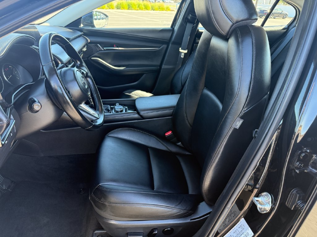 Used 2025 MAZDA MAZDA3 s FWD image 12