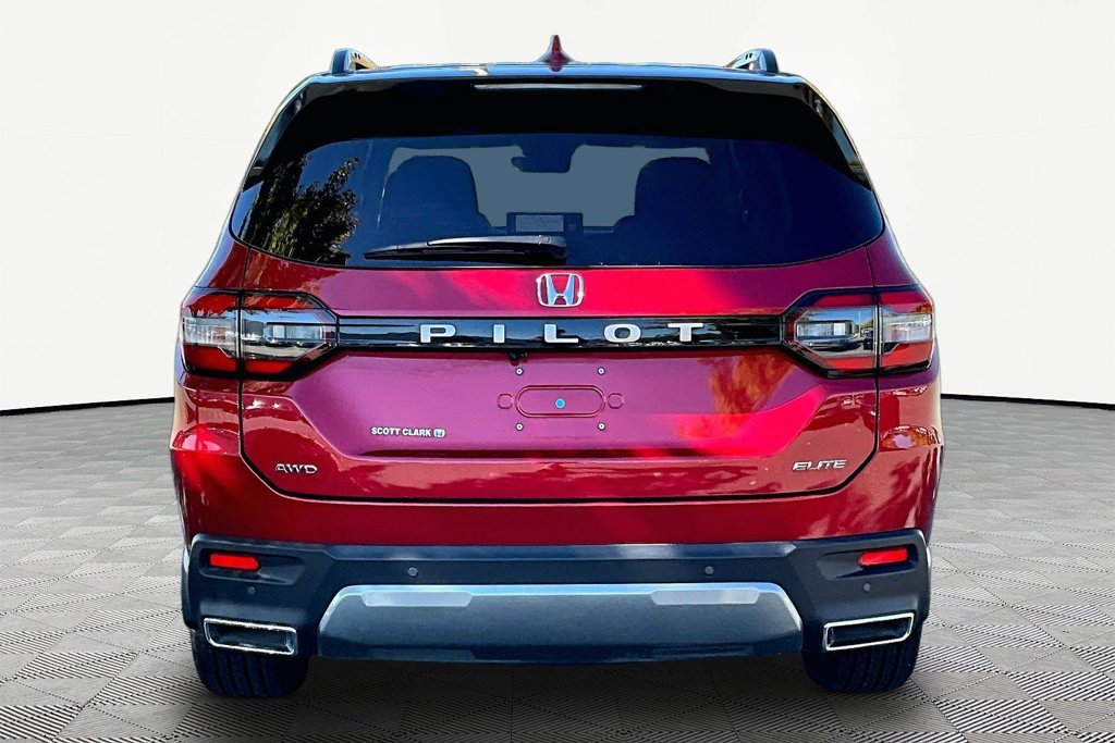 Certified 2026 Honda Pilot Elite image 6