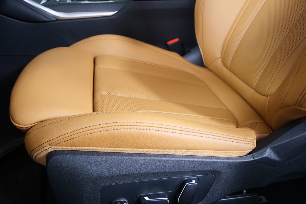 New 2026 BMW M440i Coupe w/ Premium Package RWD image 11