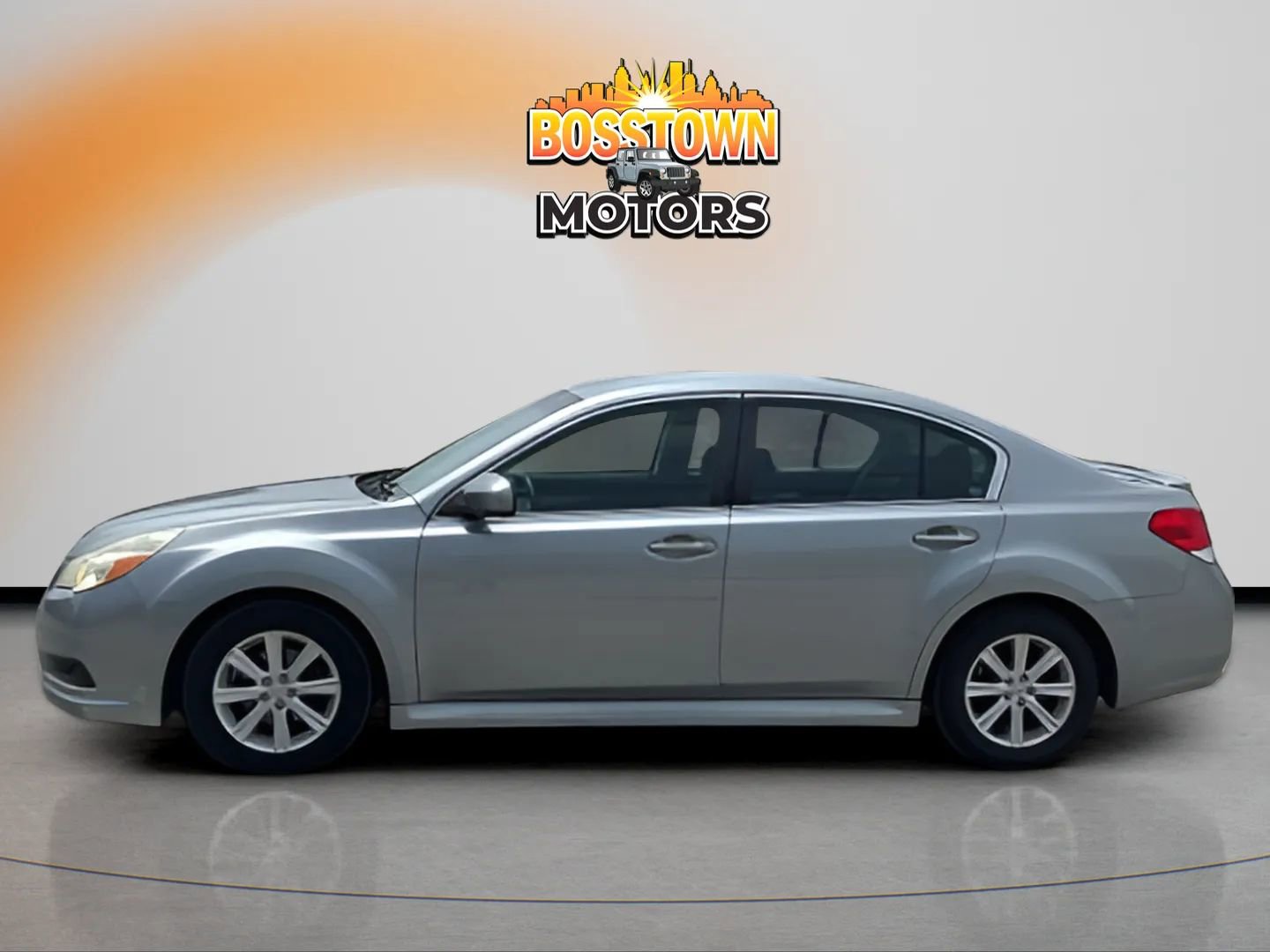 Used 2011 Subaru Legacy 2.5i Premium AWD/4WD image 2