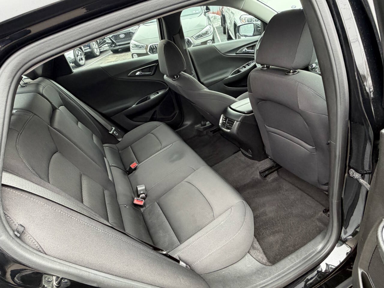 Used 2022 Chevrolet Malibu LT FWD image 16
