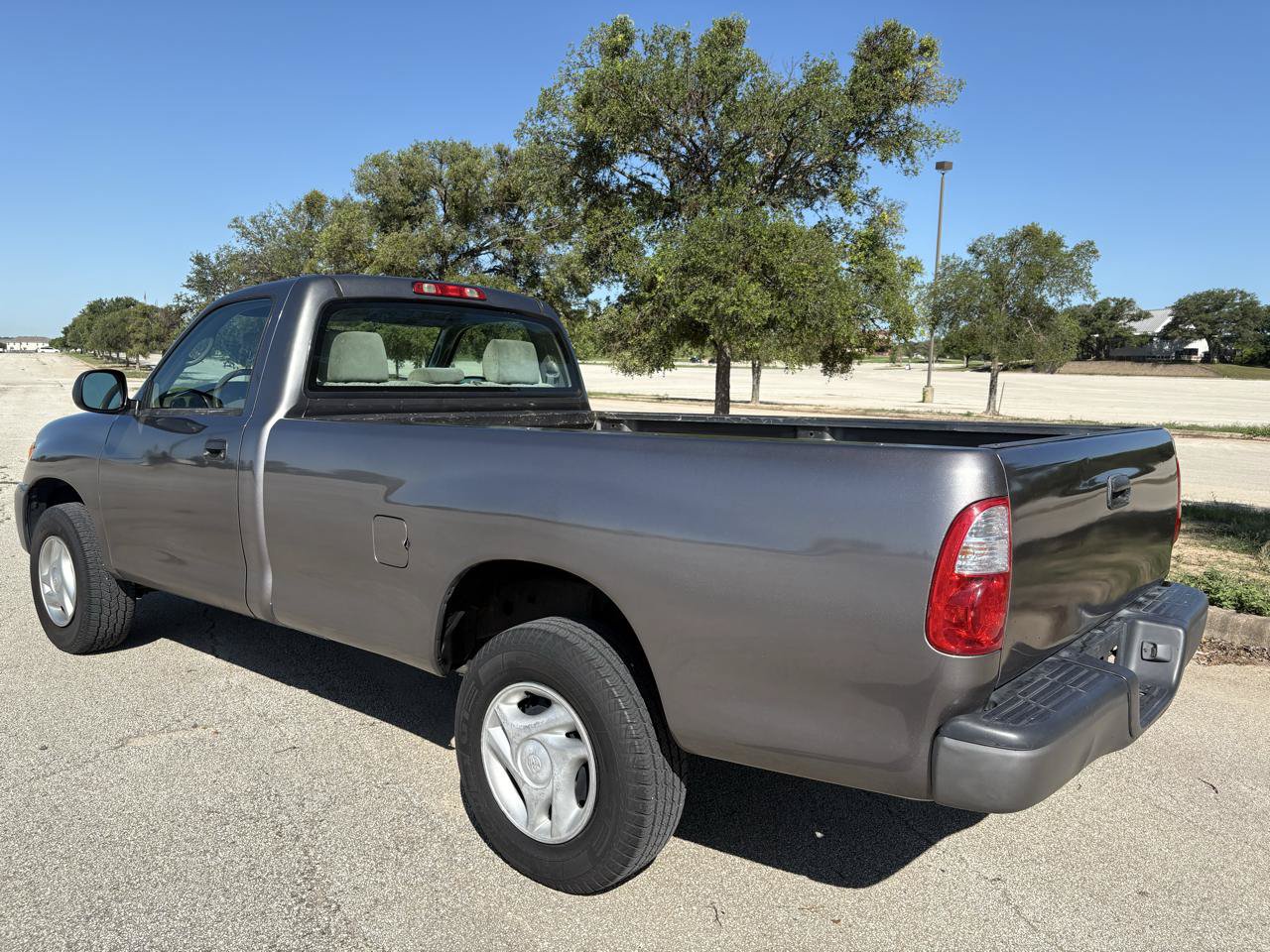 Used 2005 Toyota Tundra 2WD Regular Cab image 3